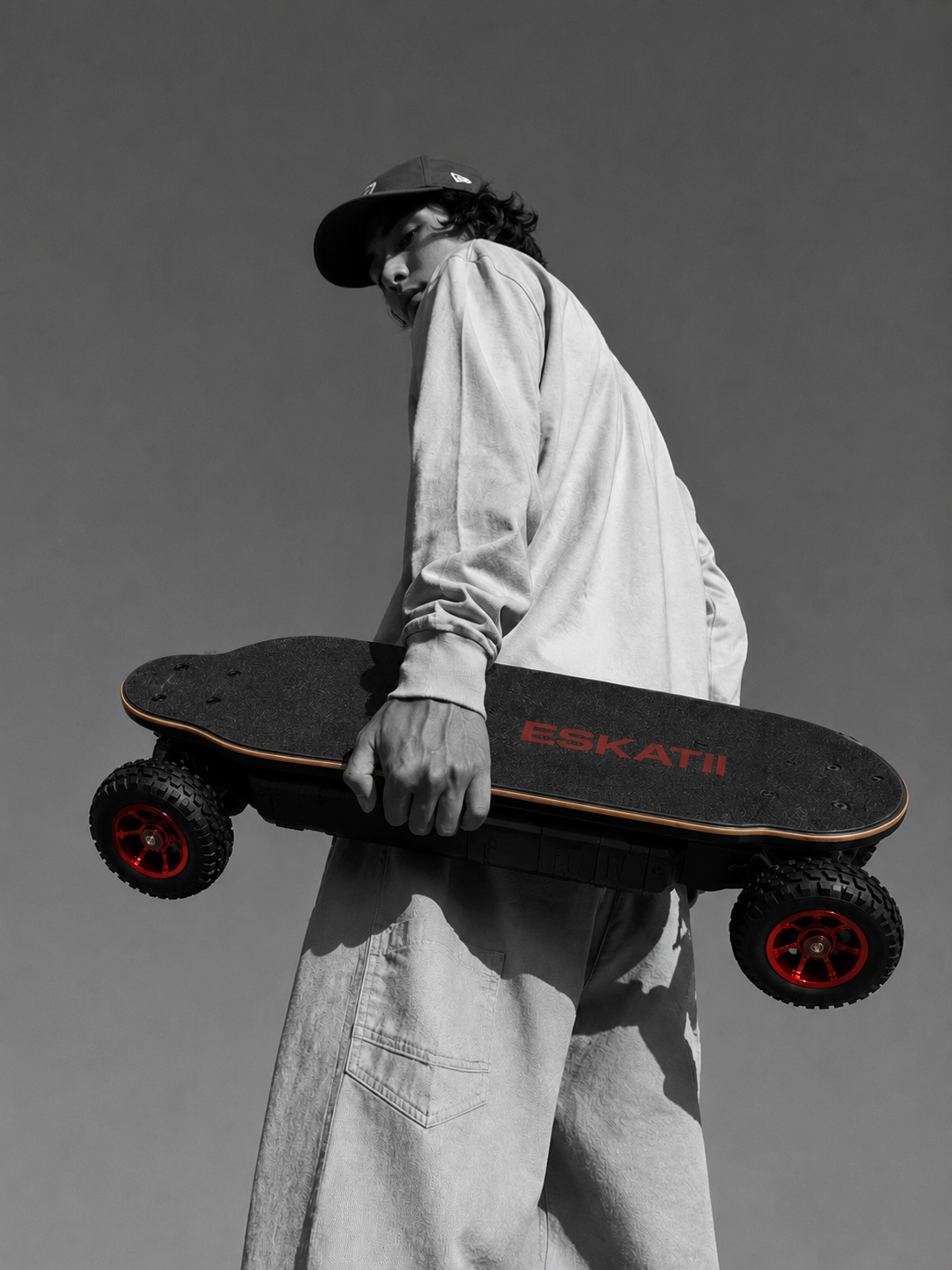 Rider on an ESKATII skateboard in India.